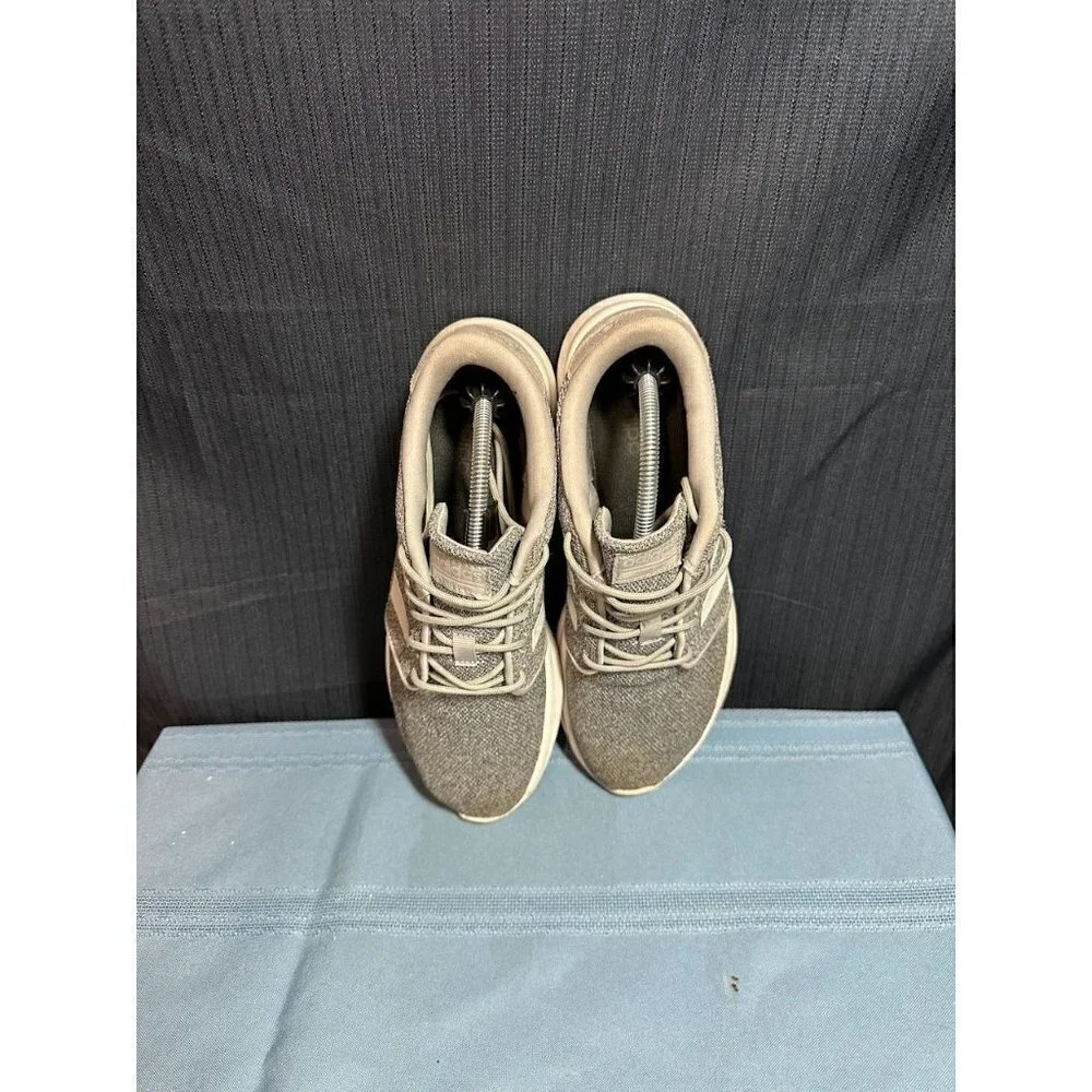 Adidas Grey and White Lace Up Low Top Sneakers 7.5US 6UK Used no box - Picture 4 of 6
